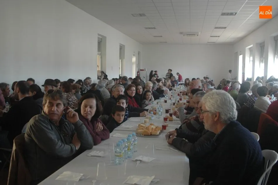 Foto 7 - En Mieza celebran el d&iacute;a del Patr&oacute;n con actos religiosos, comida y baile  