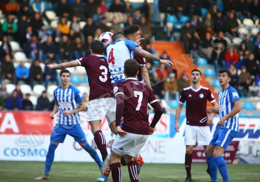 Foto 5 - El Salamanca UDS obra lo &lsquo;imposible&rsquo; y asalta un inexpugnable Toral&iacute;n (0-1)