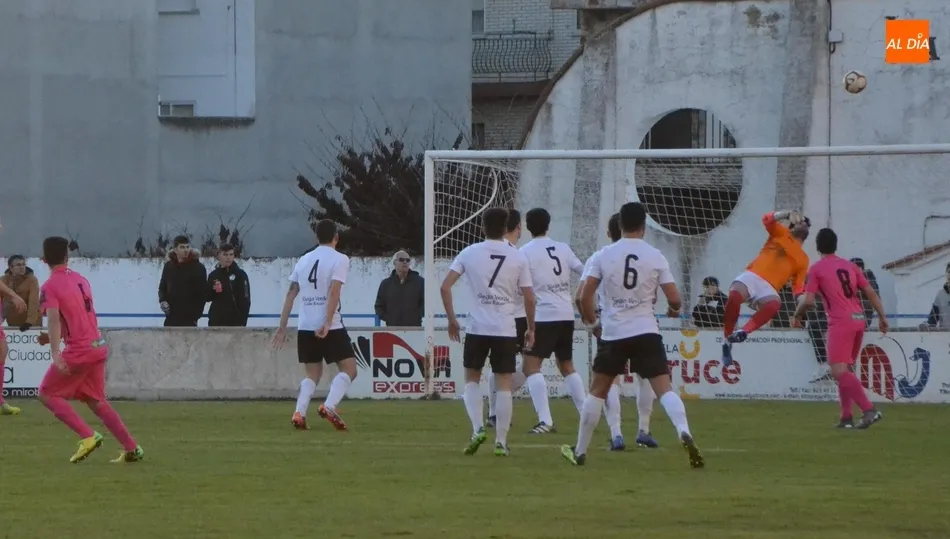 Cinco flechas mataron a San Sebastián... y un solitario gol en el 89’ al Ciudad Rodrigo ante la...