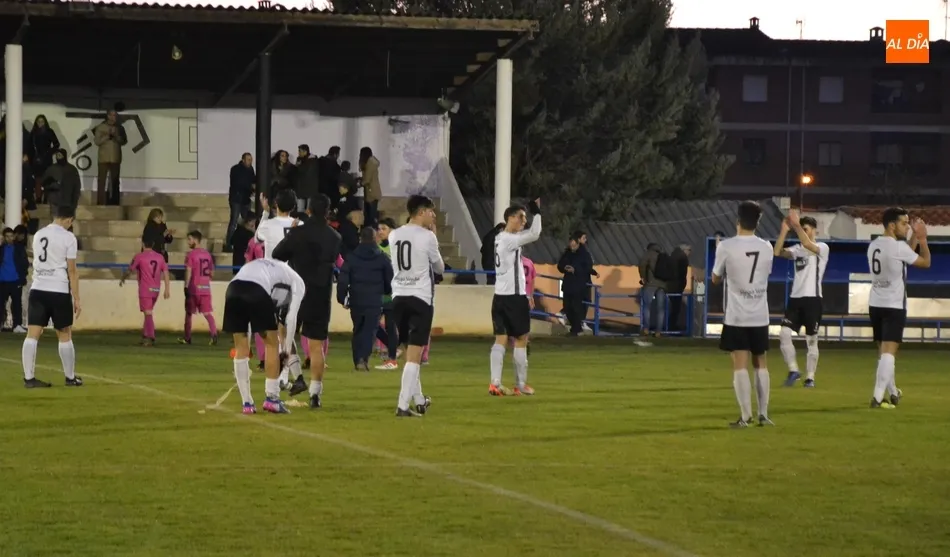 Foto 3 - Cinco flechas mataron a San Sebasti&aacute;n... y un solitario gol en el 89&rsquo; al Ciudad Rodrigo ante la...
