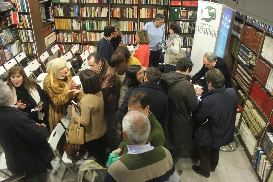 Foto 9 - Jos&eacute; Amador presenta su libro &lsquo;Ciudad Interior&rsquo; en Madrid   