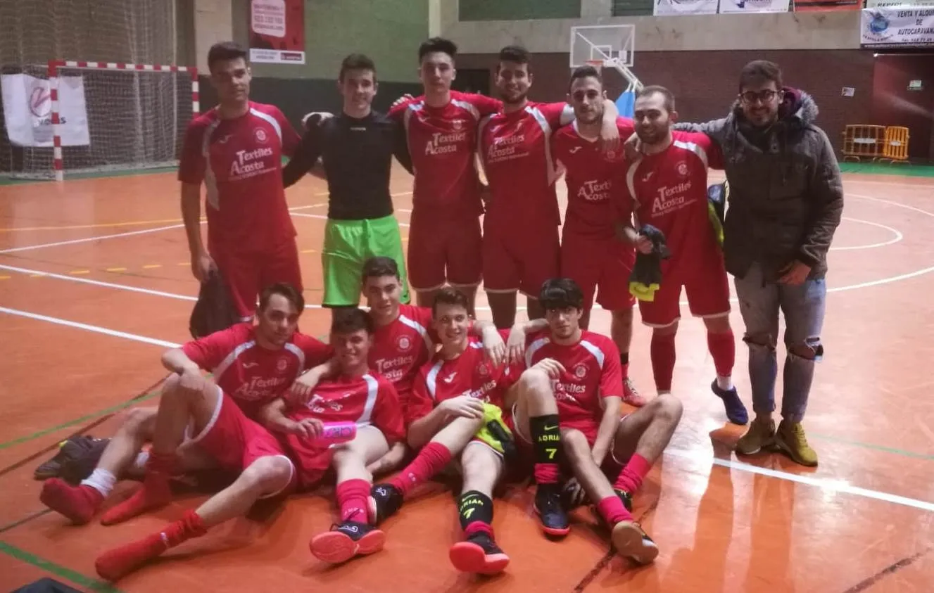 Regreso perfecto de vacaciones para el III Senior con victoria propia y derrota del líder  