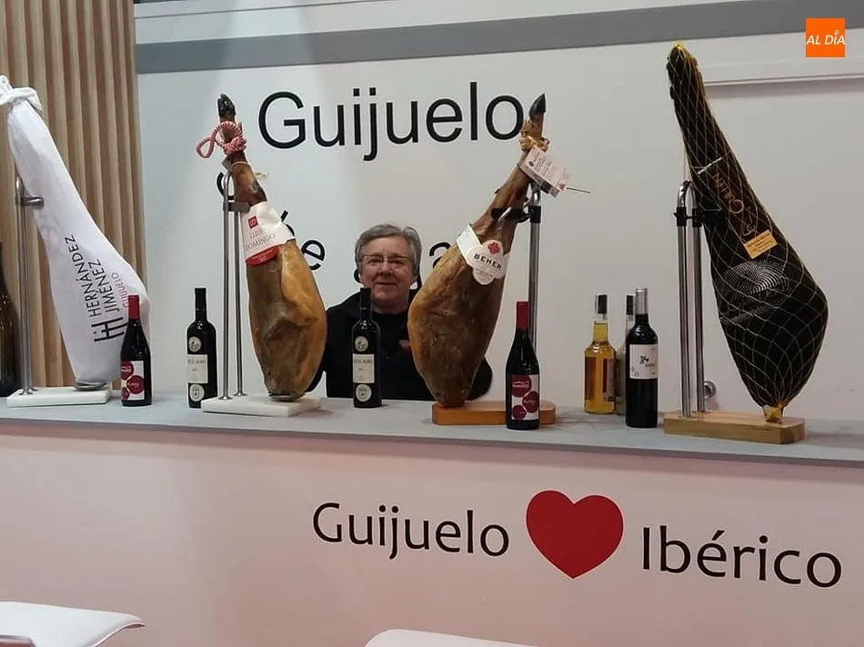 Foto 3 - Guijuelo ya est&aacute; presente en Fitur