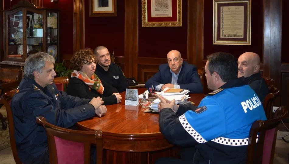 Visita del Comisario Jefe provincial de la Policía Nacional