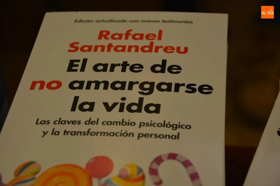 Foto 11 - Rafael Santandreu ofrece en el Casino las claves para &ldquo;vivir m&aacute;s intensamente la vida&rdquo;  