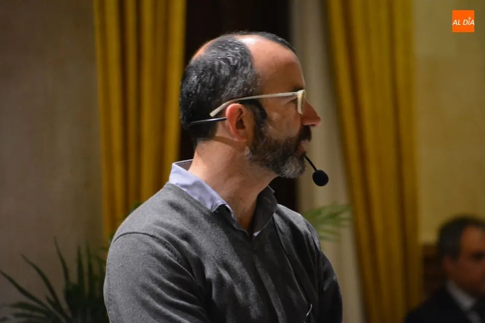 Foto 10 - Rafael Santandreu ofrece en el Casino las claves para &ldquo;vivir m&aacute;s intensamente la vida&rdquo;  