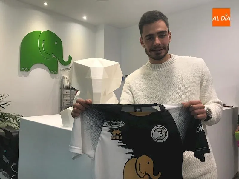 Blas Alonso en su presentación como jugador de Unionistas