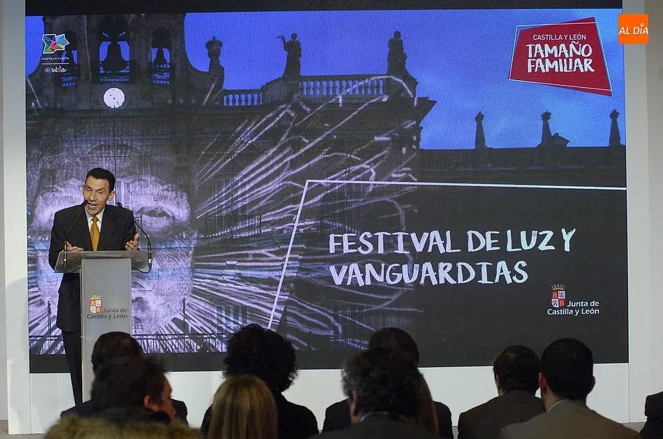 Foto 10 - El Festival de la Luz y Vanguardias llegar&aacute; al r&iacute;o