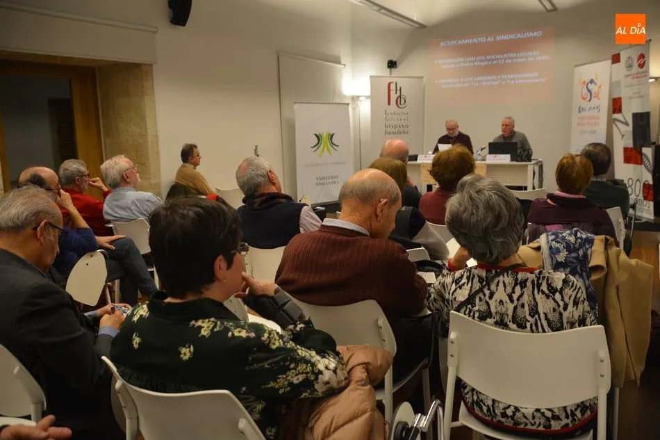 Foto 6 - Agust&iacute;n Redero repasa en una charla la faceta sindical de Miguel de Unamuno
