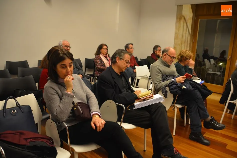 Foto 5 - Agust&iacute;n Redero repasa en una charla la faceta sindical de Miguel de Unamuno