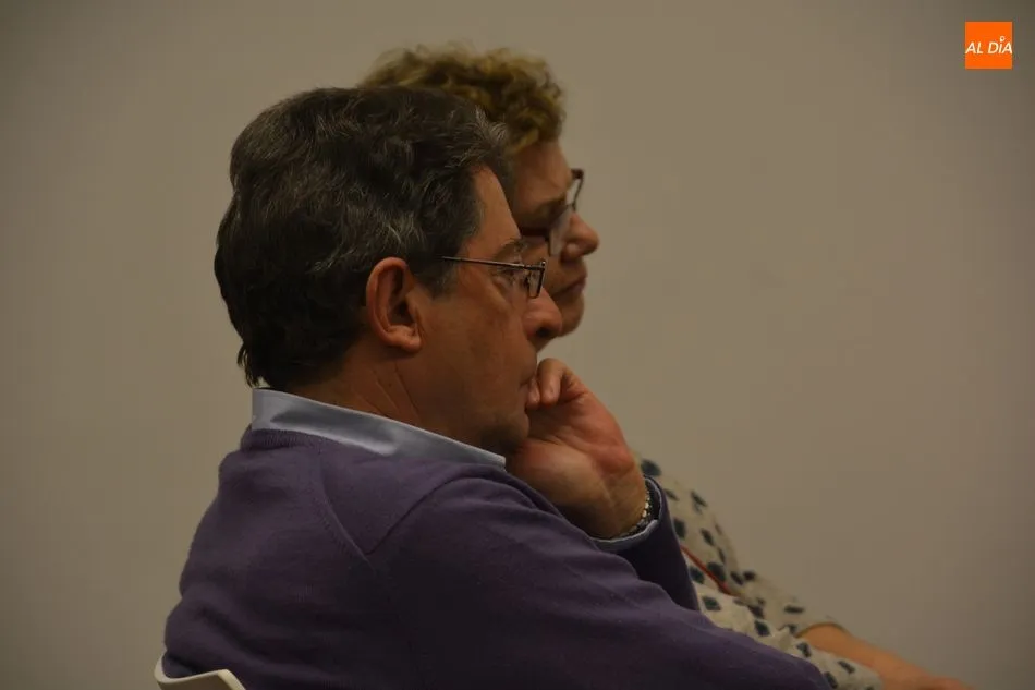 Foto 3 - Agust&iacute;n Redero repasa en una charla la faceta sindical de Miguel de Unamuno