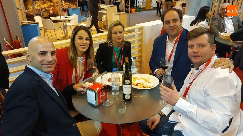Foto 5 - Nueva jornada de &eacute;xito para el jam&oacute;n de Guijuelo en Fitur