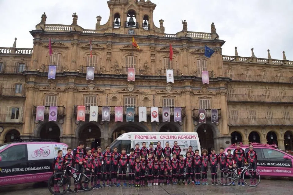 Integrantes de la Escuela Promesal