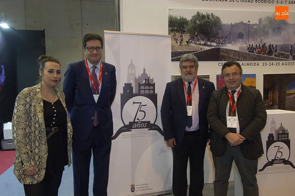 Foto 9 - Mir&oacute;briga presenta los actos del 75 aniversario y recibe la visita de la ministra de Industria y...