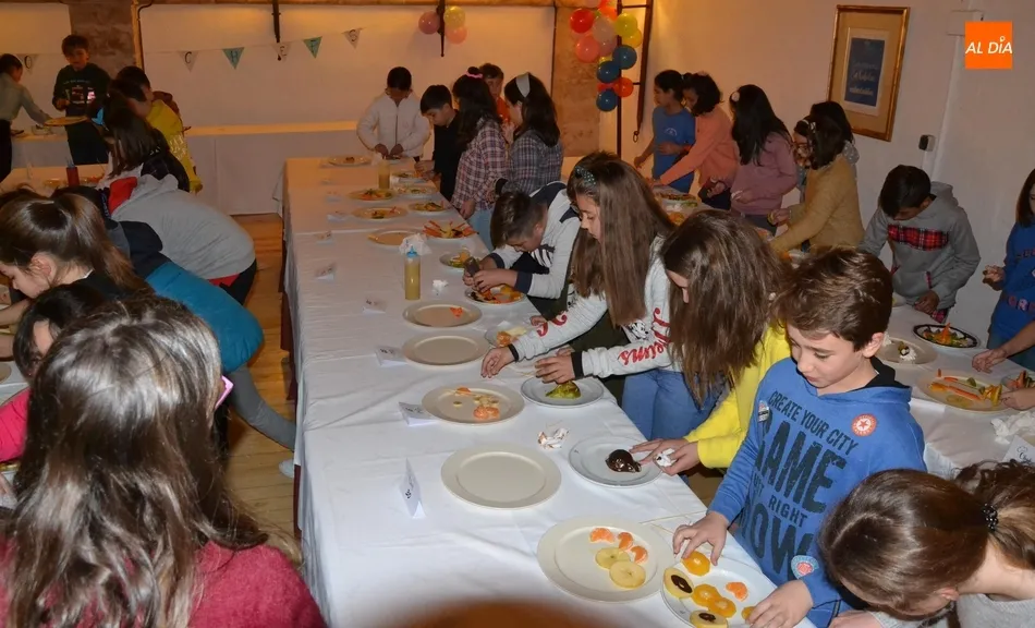 Foto 10 - Medio centenar de chefs completa las exitosas sesiones de cocina para ni&ntilde;os del Parador  