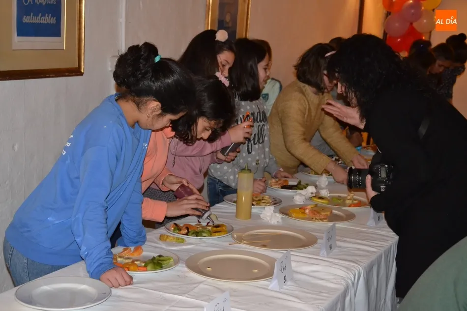 Foto 5 - Medio centenar de chefs completa las exitosas sesiones de cocina para ni&ntilde;os del Parador  