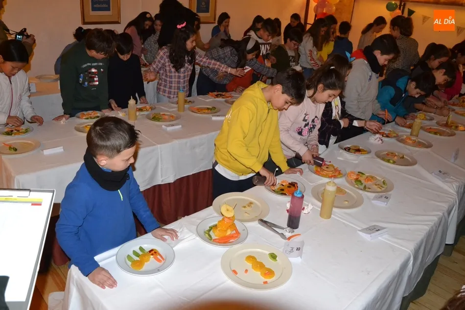 Foto 6 - Medio centenar de chefs completa las exitosas sesiones de cocina para ni&ntilde;os del Parador  