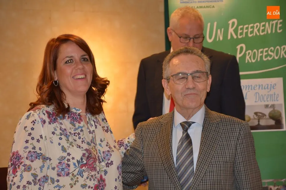 Foto 11 - El sindicato ANPE rinde homenaje a los profesores jubilados y a los reci&eacute;n llegados en 2018