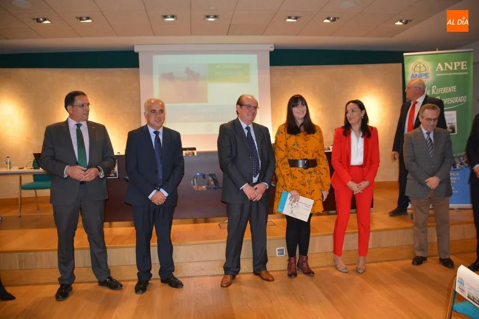 Foto 10 - El sindicato ANPE rinde homenaje a los profesores jubilados y a los reci&eacute;n llegados en 2018