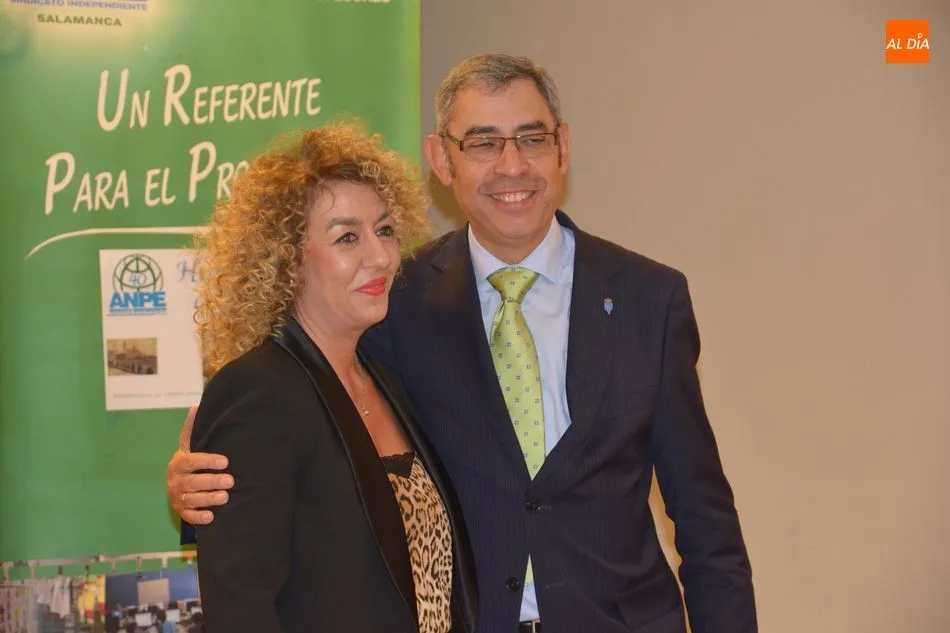 Foto 5 - El sindicato ANPE rinde homenaje a los profesores jubilados y a los reci&eacute;n llegados en 2018