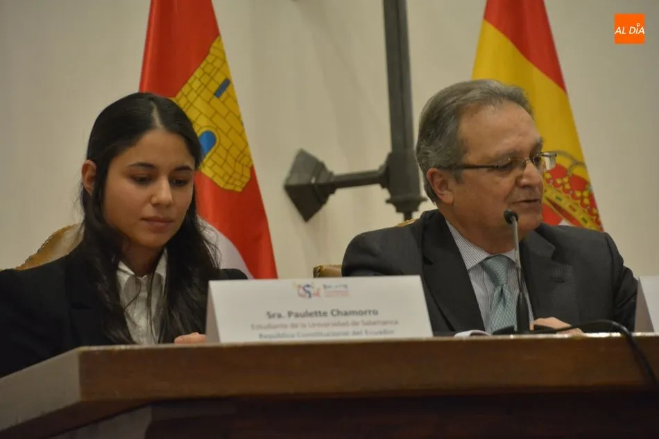 Foto 11 - El presidente de Ecuador recibe la Medalla de la Universidad de Salamanca