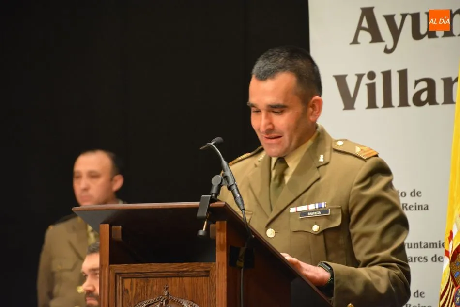 Foto 11 - Numerosas autoridades inauguran oficialmente el auditorio de Villares de la Reina