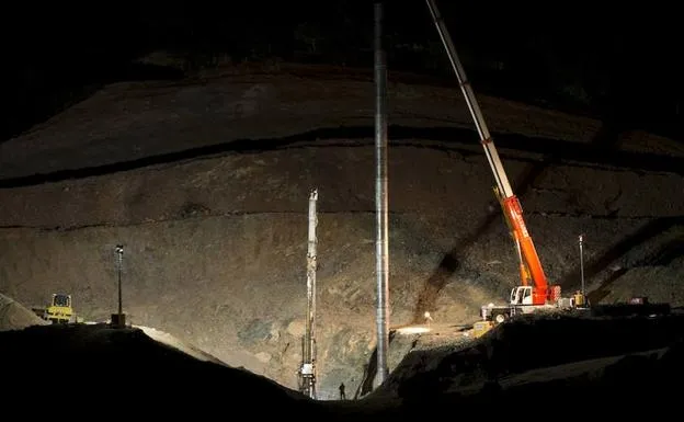 Trabajos de rescate en Totalán. Imagen: AFP