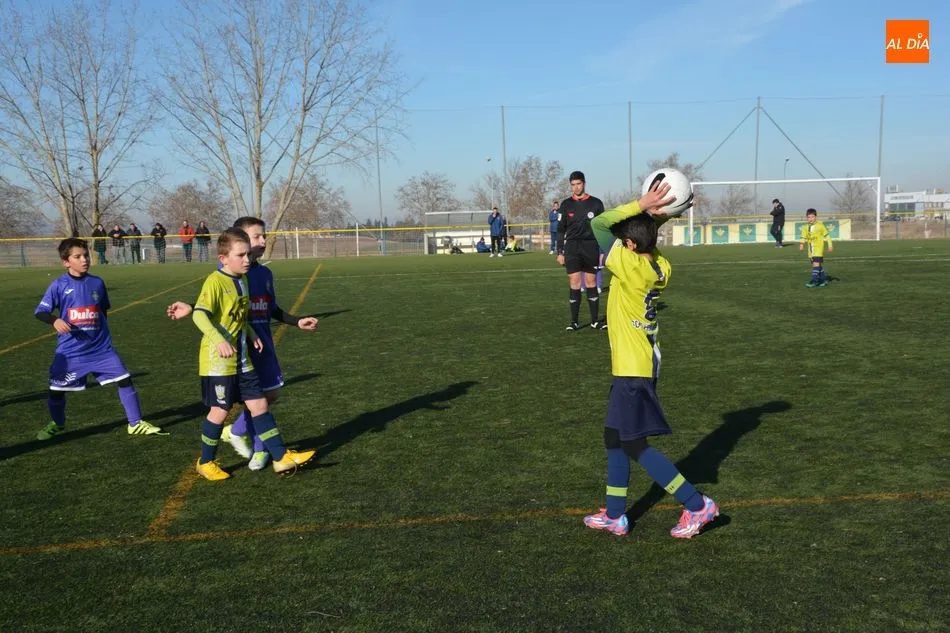 Foto 11 - Resultados, clasificaciones e im&aacute;genes del f&uacute;tbol base provincial