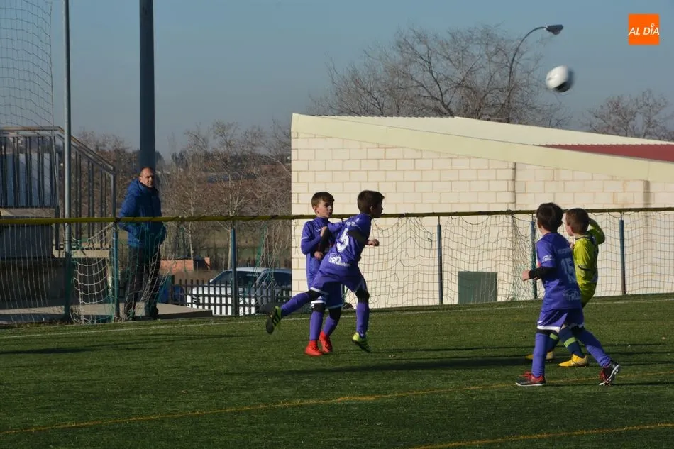 Foto 4 - Resultados, clasificaciones e im&aacute;genes del f&uacute;tbol base provincial