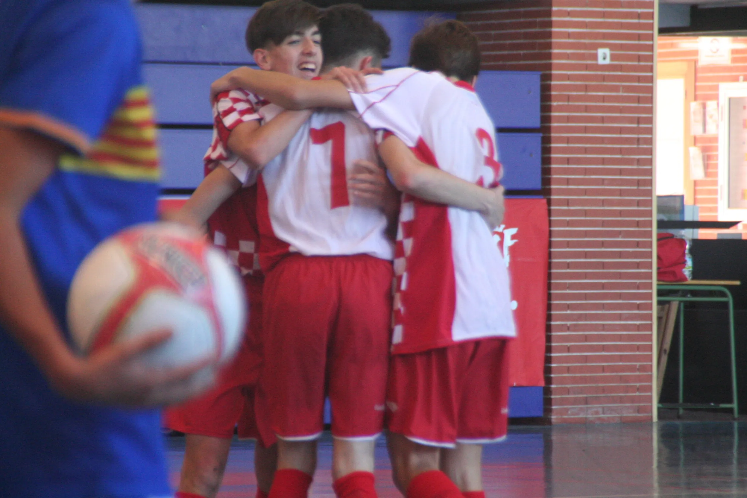 Foto 5 - Jorge Crespo marca en la el&eacute;ctrica victoria de Castilla y Le&oacute;n en su despedida del Nacional  