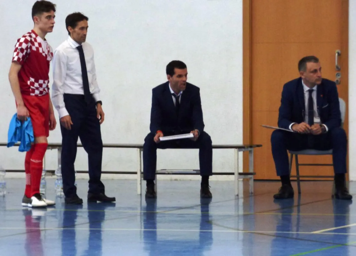 Foto 3 - Jorge Crespo marca en la el&eacute;ctrica victoria de Castilla y Le&oacute;n en su despedida del Nacional  
