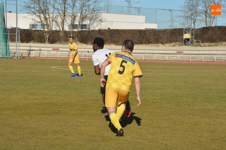 Foto 10 - Cuatro victorias, un empate y una derrota para los equipos salmantinos