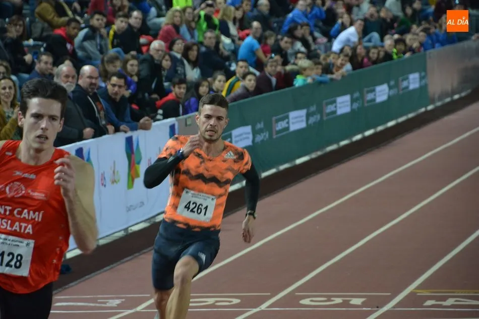 Foto 3 - &Oacute;scar Husillos no bate el actual r&eacute;cord de Espa&ntilde;a de 300 metros