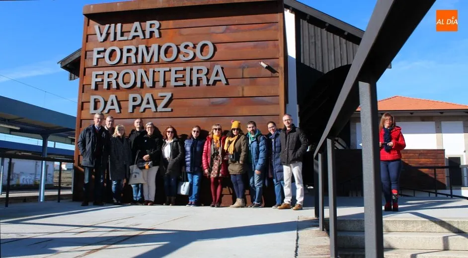 Foto 3 - &lsquo;Leituras &agrave;&nbsp;Volta da Mesa&rsquo; visita el museo de Vilar Formoso  
