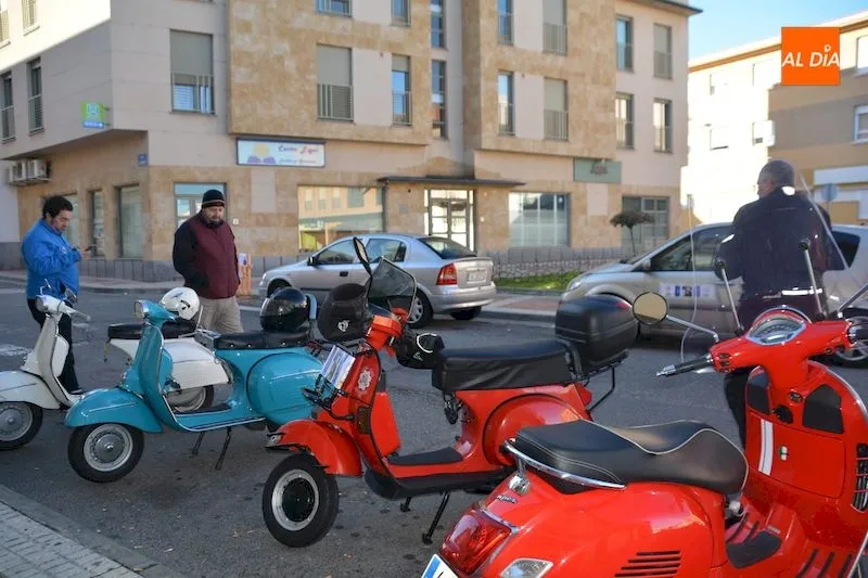 Foto 9 - El Vespa Club Salamanca realiza su VIII Subida a La Covatilla