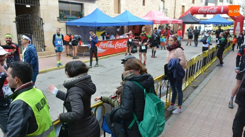 Foto 5 - Cerca de 300 corredores toman la salida en el III Trail Secretos del Duero  