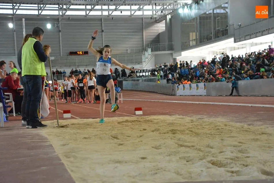 Foto 11 - La pista cubierta Carlos Gil P&eacute;rez acoge la primera jornada de los Juegos Escolares