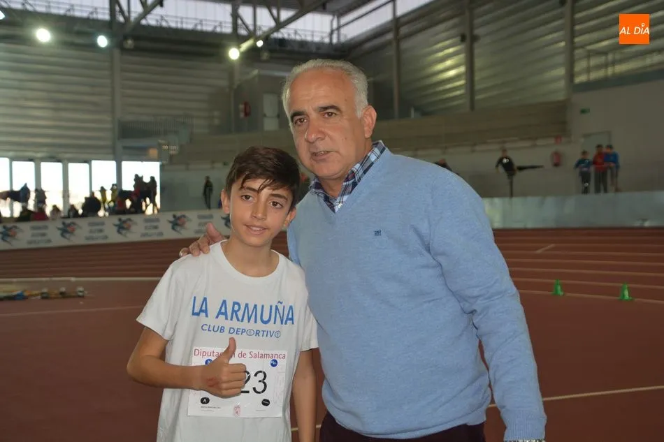Foto 6 - La pista cubierta Carlos Gil P&eacute;rez acoge la primera jornada de los Juegos Escolares