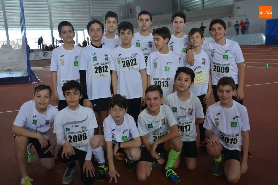 Foto 2 - La pista cubierta Carlos Gil P&eacute;rez acoge la primera jornada de los Juegos Escolares