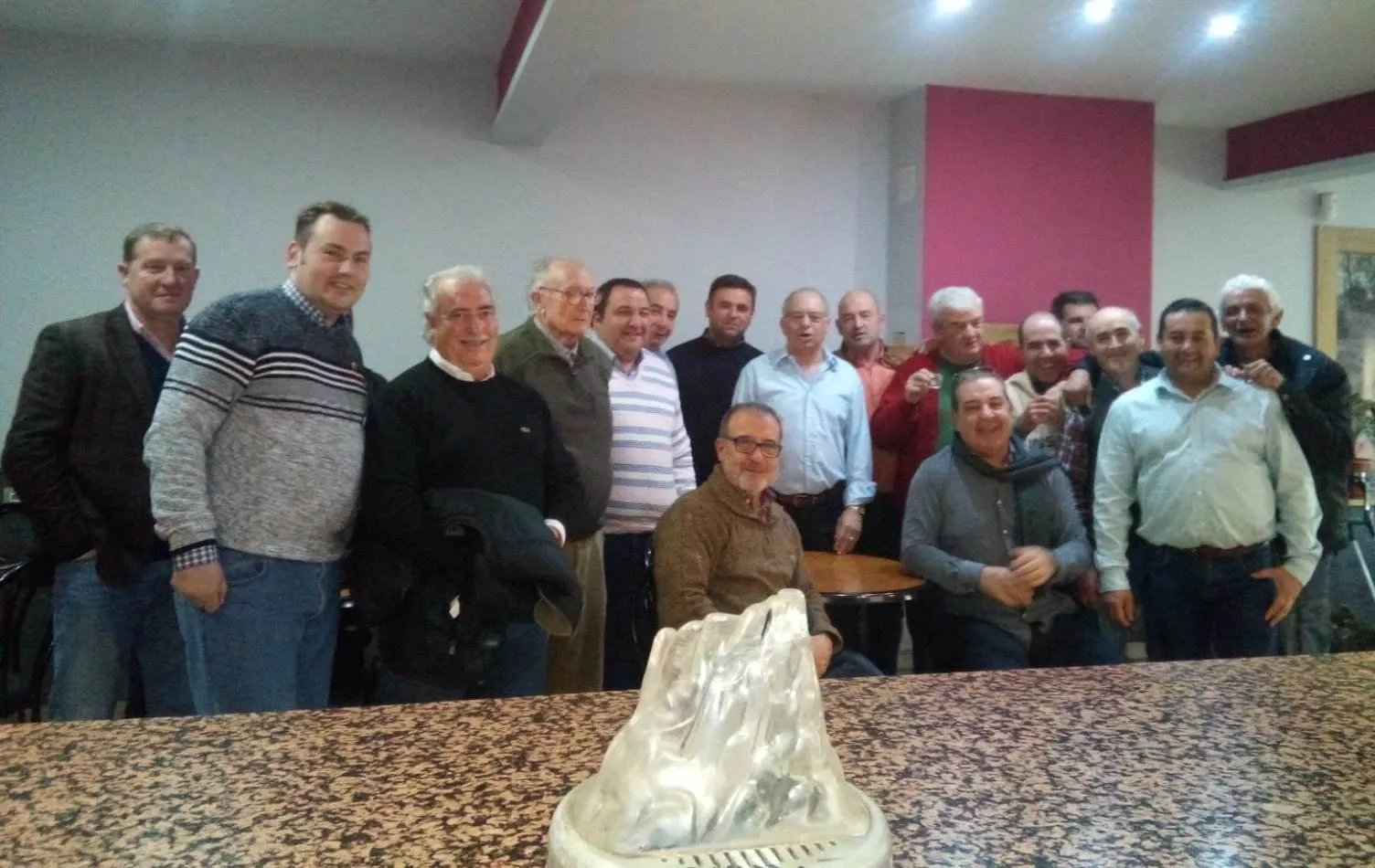 Pepe Balta reúne a amigos de varios pueblos para celebrar su cumpleaños  