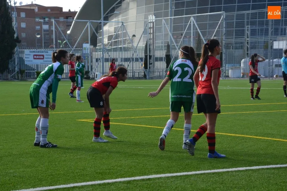 Foto 11 - El Pozuelo de Alarc&oacute;n vence al Salamanca FF en un aut&eacute;ntico partidazo (2-4)