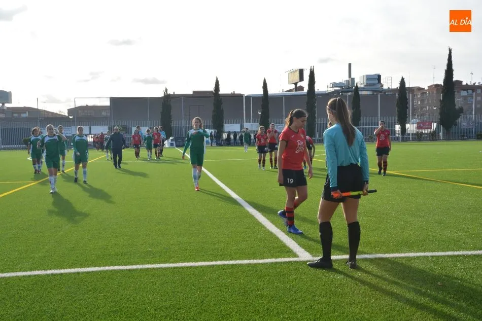 Foto 9 - El Pozuelo de Alarc&oacute;n vence al Salamanca FF en un aut&eacute;ntico partidazo (2-4)