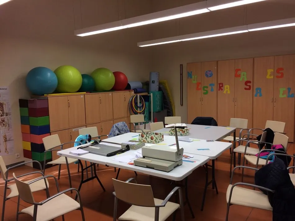 Foto 7 - Los alumnos de 1&ordm; de ESO del Colegio Padres Trinitarios visitan el centro ocupacional &lsquo;El...