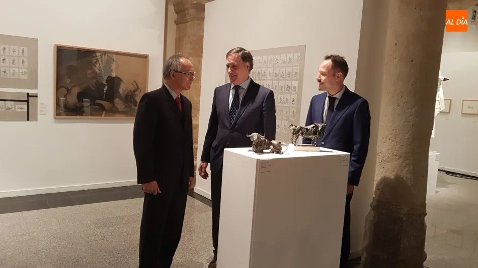 Inauguración de la exposición de Venancio Blanco con Francisco Blanco, Carlos García Carbayo y Roberto Nieto