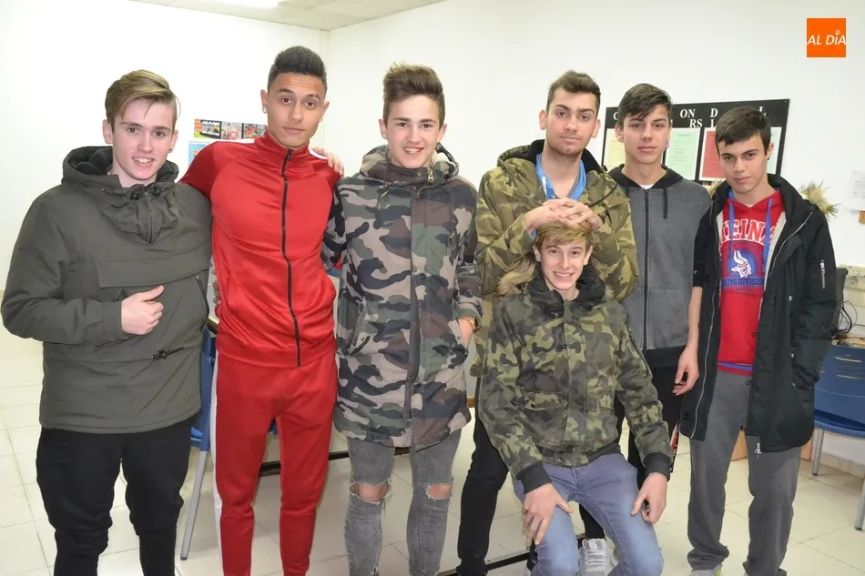 Eh, sácanos una foto: Más madera  