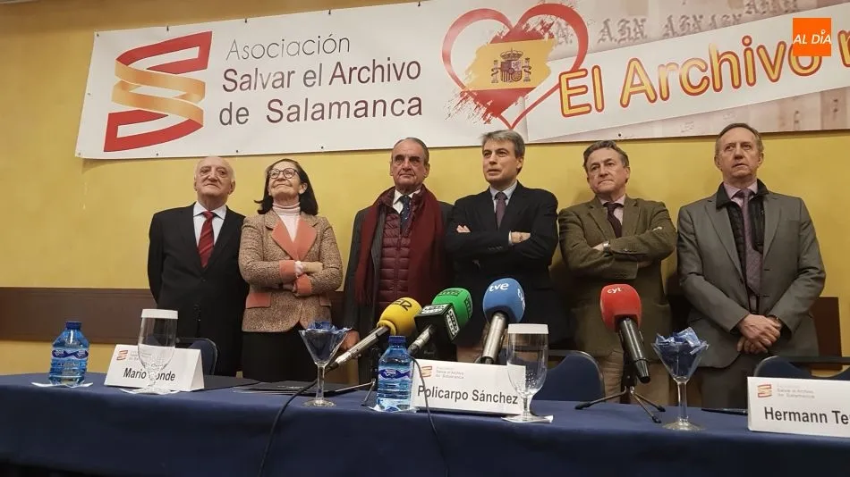 Salvar el Archivo presenta nuevas medidas para que regresen los documentos en poder de la Generalidad