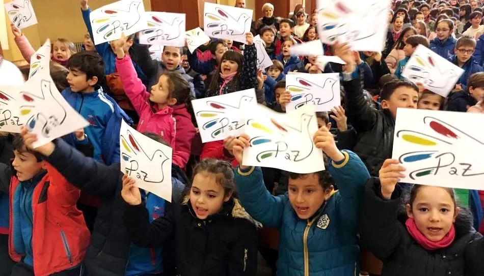 Estudiantes de todos los niveles educativos participaron en el Día de la Paz en el colegio San Agustín