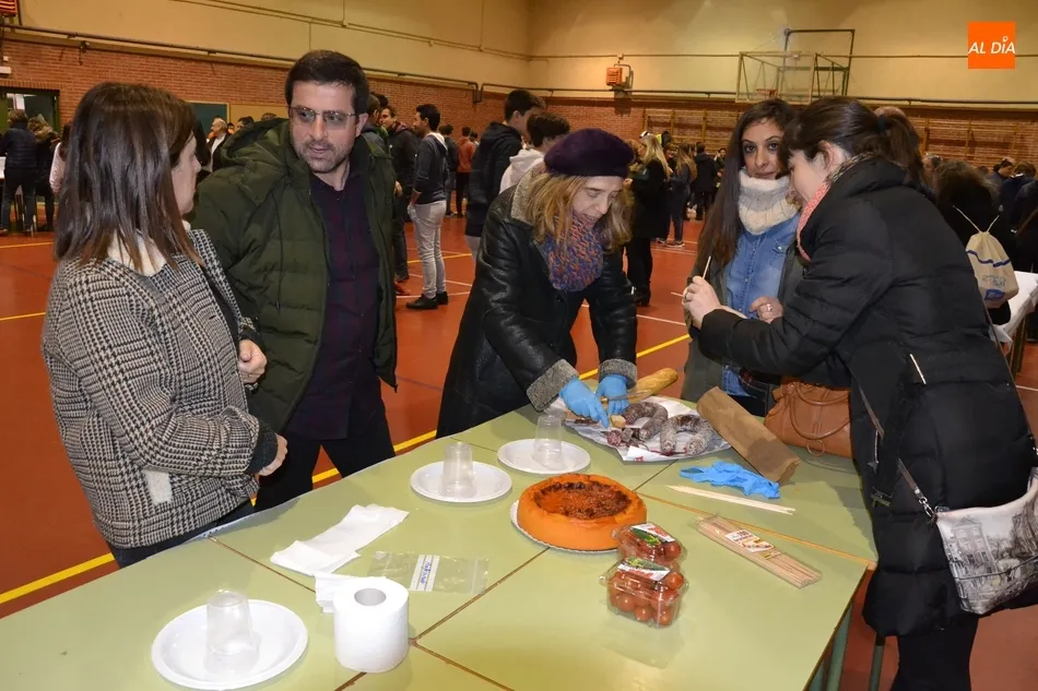 Foto 10 - La gastronom&iacute;a local, protagonista de la sesi&oacute;n de cocina del D&iacute;a de la Convivencia del Fray  