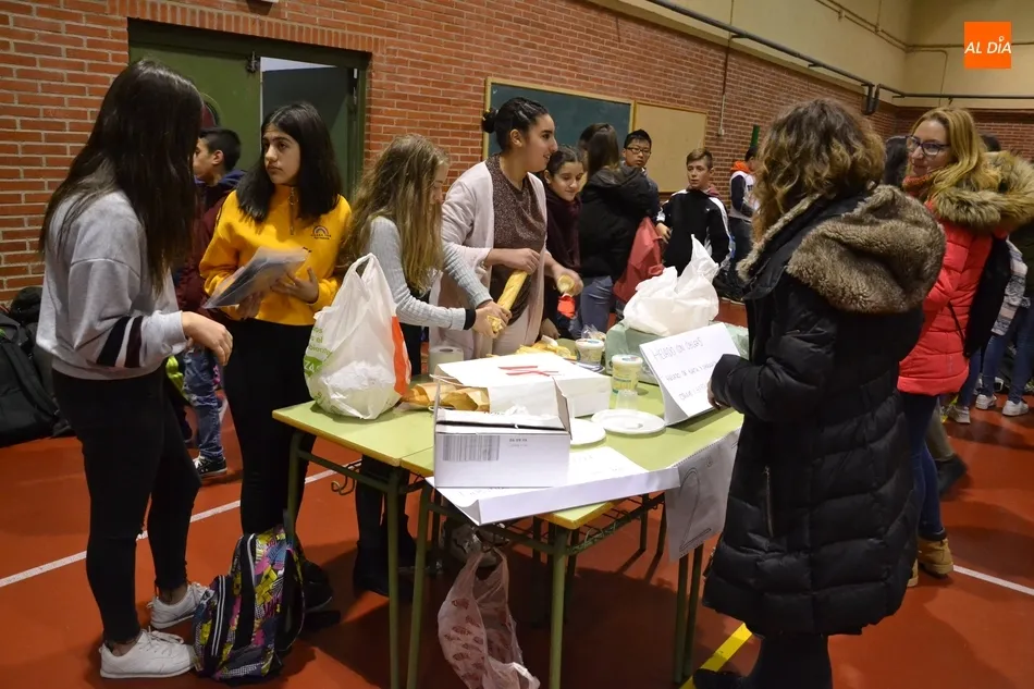 Foto 3 - La gastronom&iacute;a local, protagonista de la sesi&oacute;n de cocina del D&iacute;a de la Convivencia del Fray  