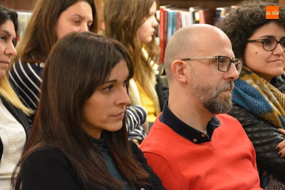 Foto 6 - Encuentro literario con dos maestros de la intriga